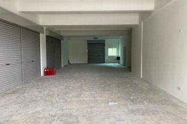 D Alpinia Business Park