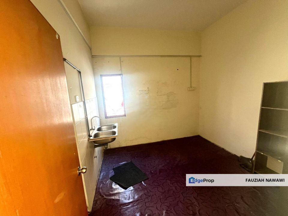 Shop Lot for Rent – Jalan Plumbum, Seksyen 7, Shah Alam, Selangor, Shah Alam