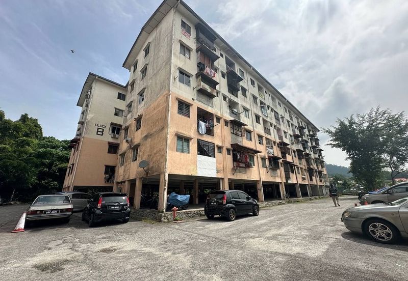 Taman Rawang Perdana