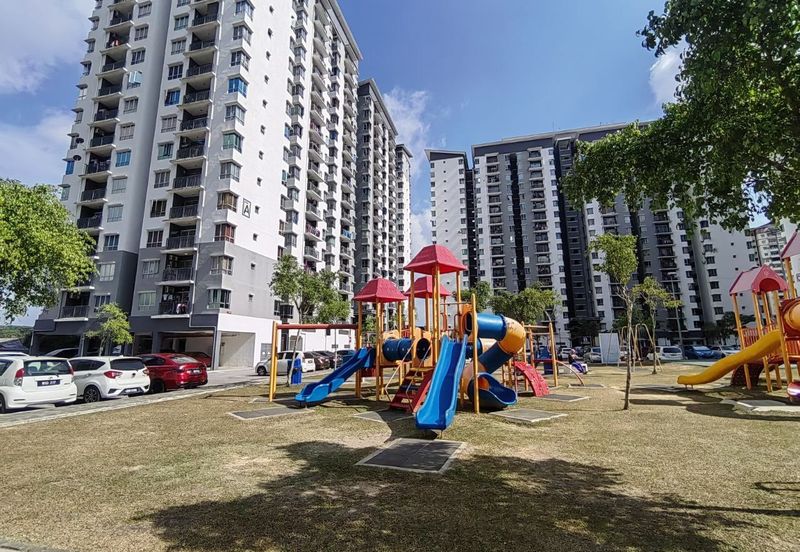 Residensi Laguna Biru 2