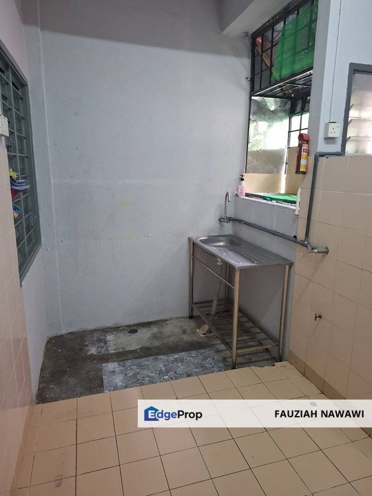 PANGSAPURI BANDAR BARU SELAYANG FASA 2A FOR SALE NEAR AMENITIES, Selangor, Gombak