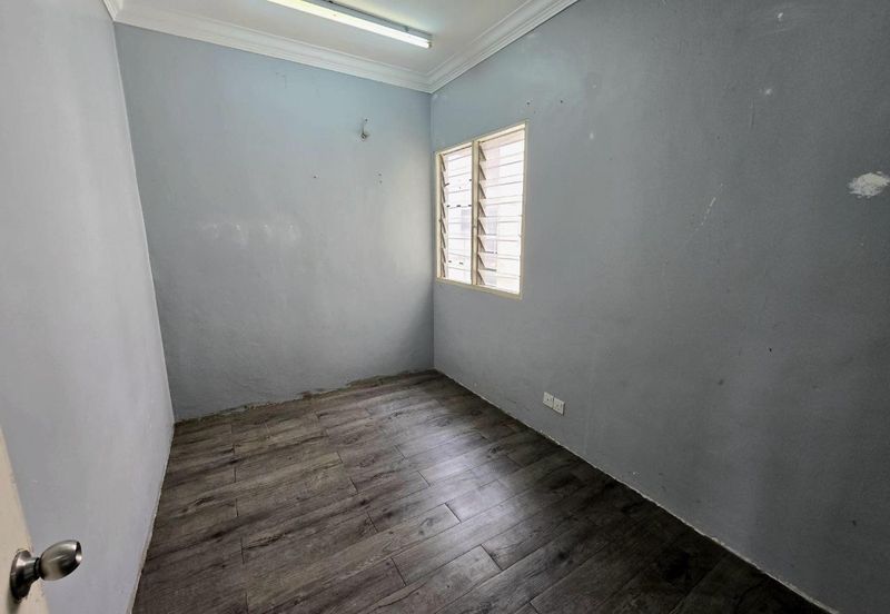 Azalea Court, Bandar Tasik Puteri