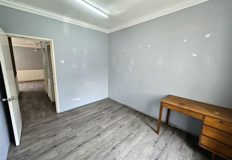 Azalea Court, Bandar Tasik Puteri