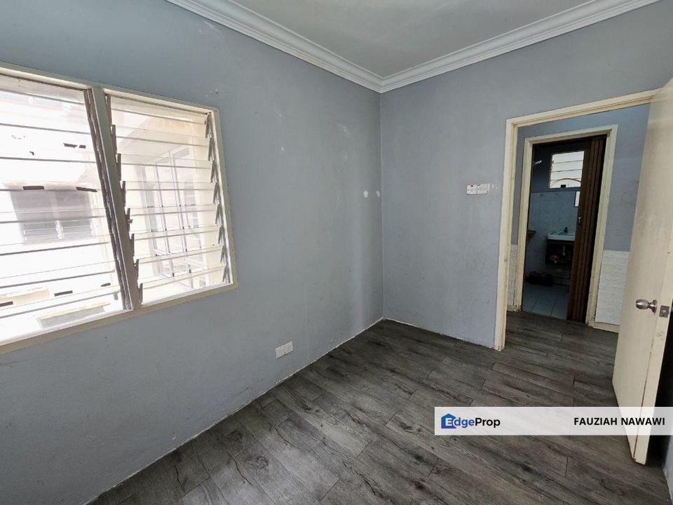 AZALEA COURT APARTMENT BANDAR TASIK PUTERI RAWANG FOR SALE NEAR AMENITIES, Selangor, Rawang