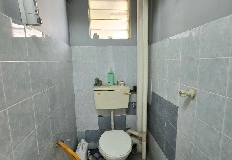 Azalea Court, Bandar Tasik Puteri