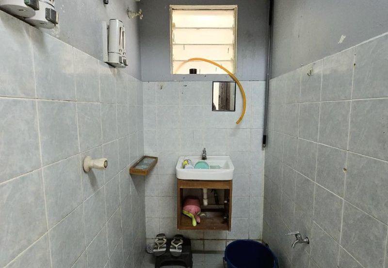 Azalea Court, Bandar Tasik Puteri