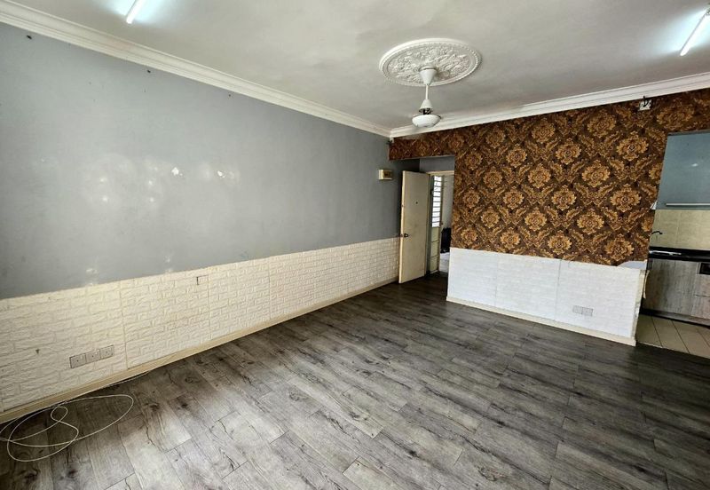 Azalea Court, Bandar Tasik Puteri