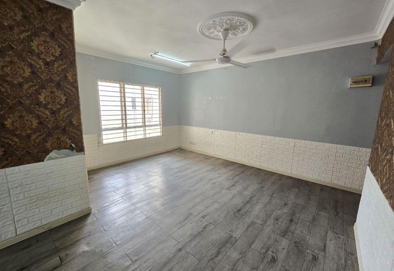 Azalea Court, Bandar Tasik Puteri