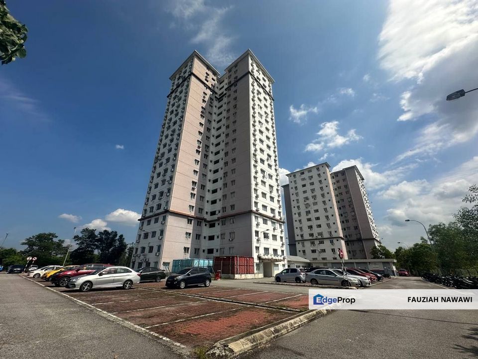 APARTMENT DESA MAS RAWANG FOR SALE PARTLY FURNISHED, Selangor, Rawang