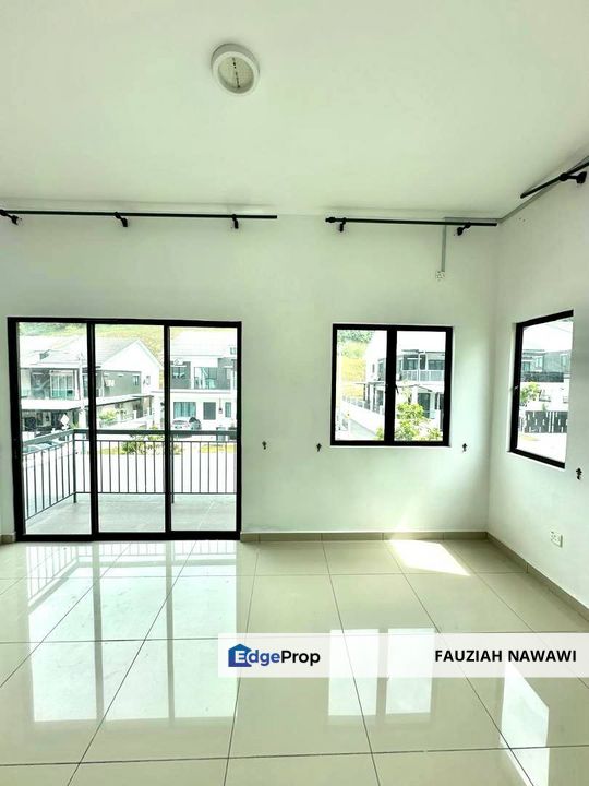 2 Storey Semi-D Taman Scientex Rawang For Rent | 4 Bed 4 Bath | Spacious | RM1,800, Selangor, Rawang
