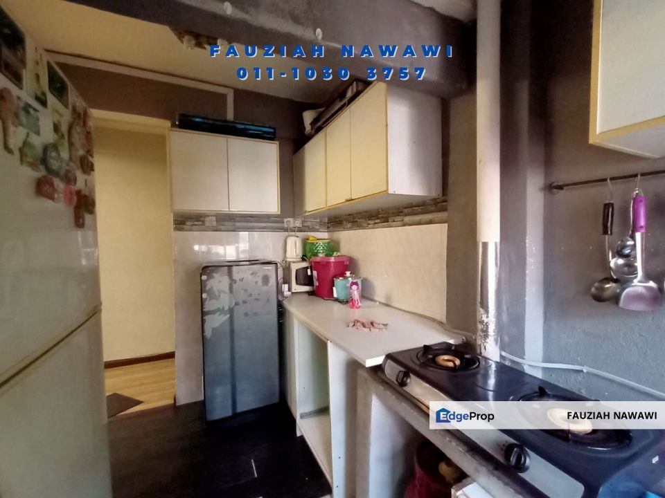 CASA RIA APARTMENT BANDAR COUNTRY HOMES RAWANG FOR SALE CORNER UNIT FREEHOLD, Selangor, Bandar Country Homes