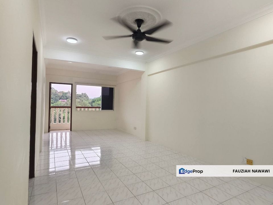 BLOK ANGGERIK APARTMENT TAMAN TUN TEJA RAWANG FOR RENT RENOVATED WITH LIFT, Selangor, Rawang