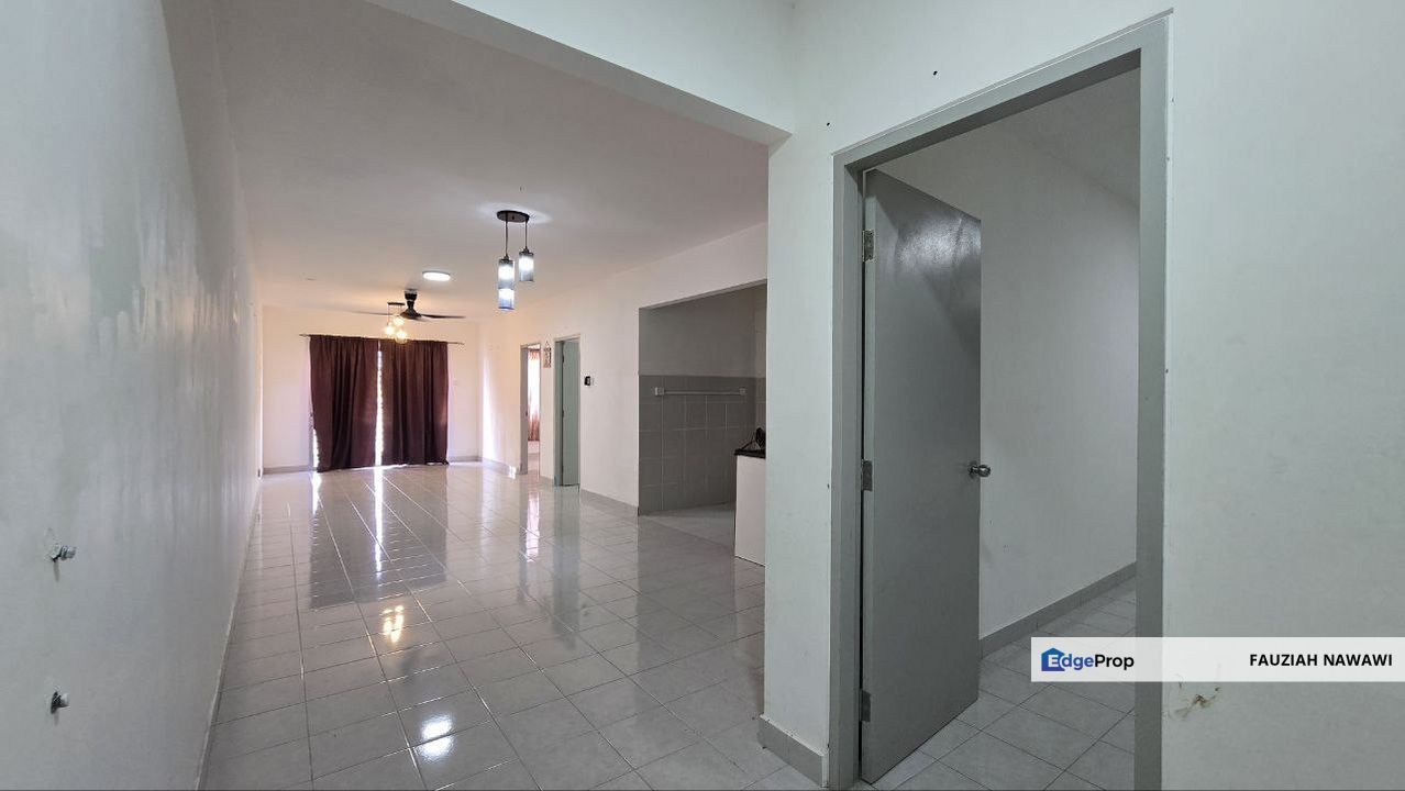 🏢 PANGSAPURI SELANGORKU LAMAN ADONIS 1 RAWANG FOR SALE 2ND FLOOR 2 PARKING, Selangor, Rawang