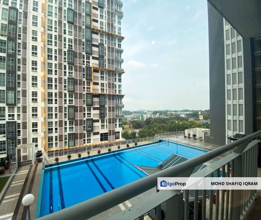 Menara U facing swimming pool lower floor for Sale RM320,000 By MOHD