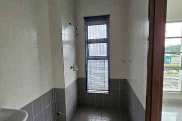 Seksyen 32, Shah Alam