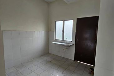 Seksyen 32, Shah Alam