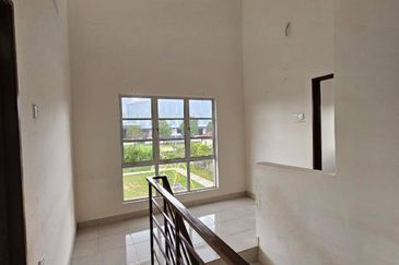 Seksyen 32, Shah Alam