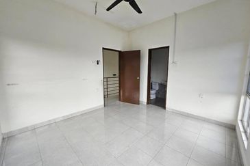 Seksyen 32, Shah Alam