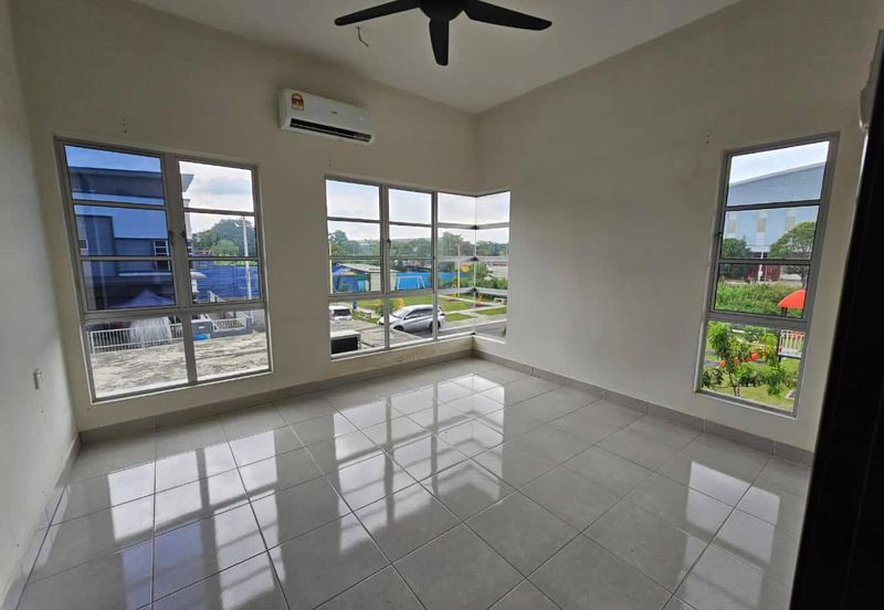 Seksyen 32, Shah Alam