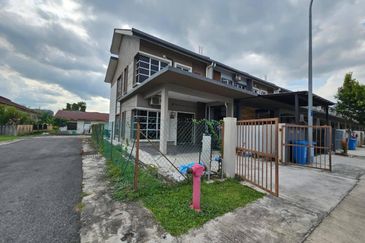 Seksyen 32, Shah Alam