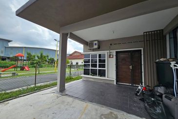 Seksyen 32, Shah Alam