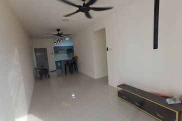 Apartment Murah untuk disewa di Puncak Alam