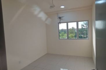 Apartment Murah untuk disewa di Puncak Alam