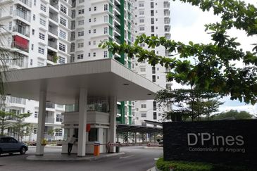 D'Pines Condominium
