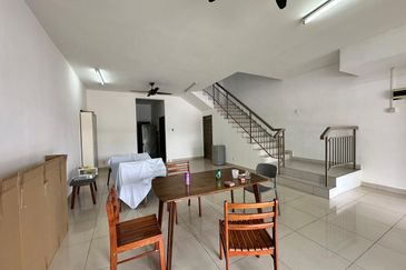 Ayu Impian, Alam Nusantara