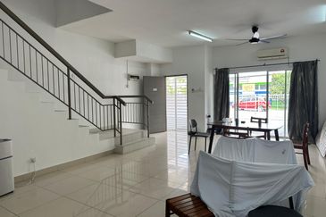 Ayu Impian, Alam Nusantara