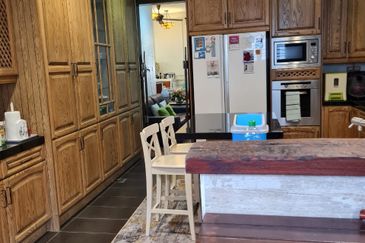 Double Storey Superlink Corner Lot, Lagenda 2, Bukit Jelutong