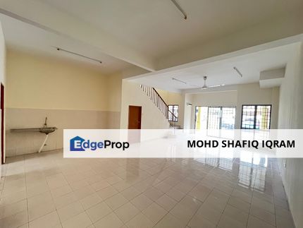 Newly Refurbished Double Storey Terraced House Seksyen 23 Shah Alam, Selangor, Shah Alam