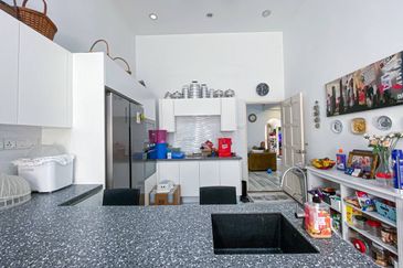 Seksyen 3, Shah Alam