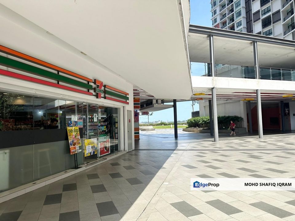 i Suite @ i City Shah Alam, Selangor, Shah Alam