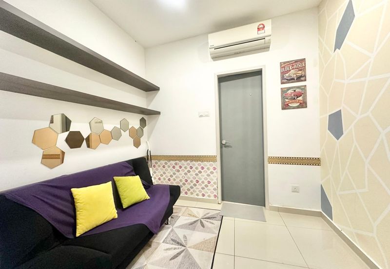 I Residence @ I City