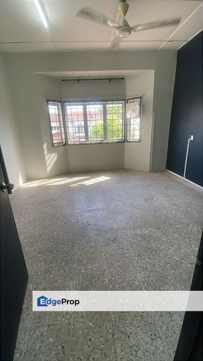 Double Storey Unit Near Kapar Town, Selangor, Kapar 