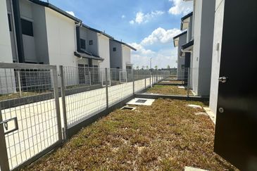 Casira 3 @ Bandar Bukit Raja