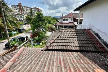 SL7, Bandar Sungai Long