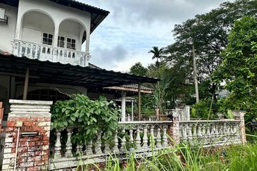 SL7, Bandar Sungai Long