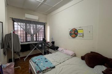 Pangsapuri Lili, Taman Bukit Subang, Seksyen U16