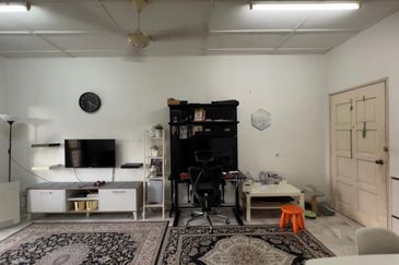 Pangsapuri Lili, Taman Bukit Subang, Seksyen U16