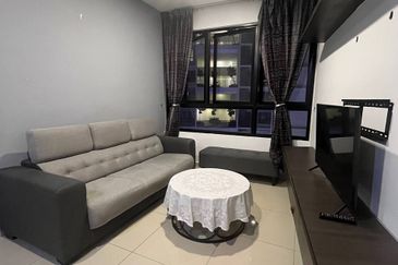 I Residence @ I City