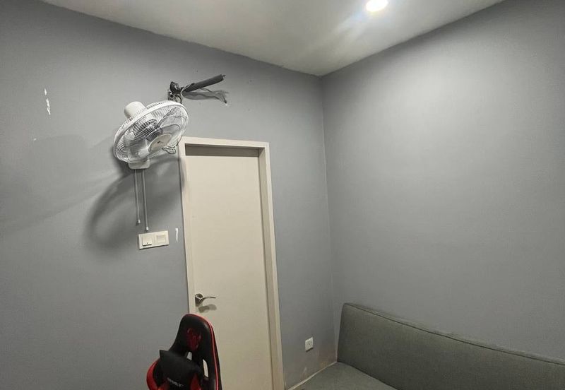 I Residence @ I City