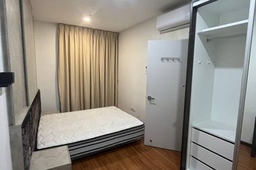 I Residence @ I City