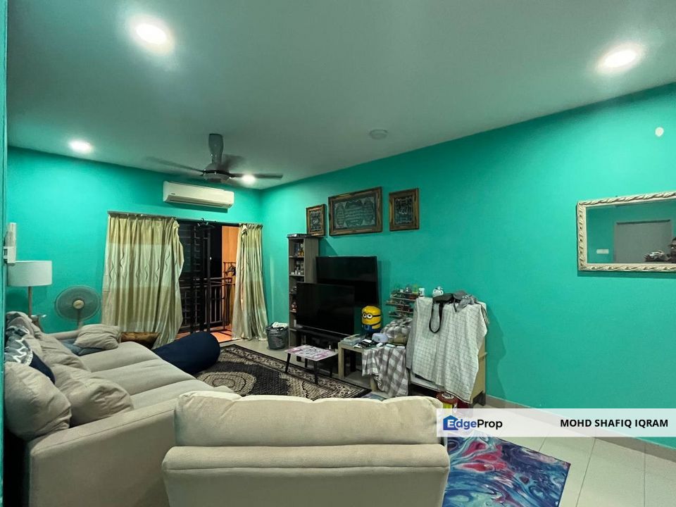 Well Maintain Unit Residensi Alami Shah Alam Seksyen 13, Selangor, Shah Alam