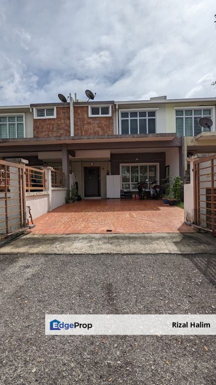 Freehold Renovated Double Storey For Sale, Selangor, Semenyih