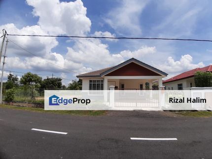 Freehold Coener Lot Single Storey Bungalow , Negeri Sembilan, Lenggeng