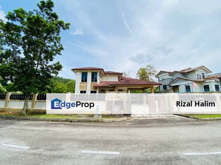 Spacious Double Storey Bungalow For Sale, Selangor, Kajang