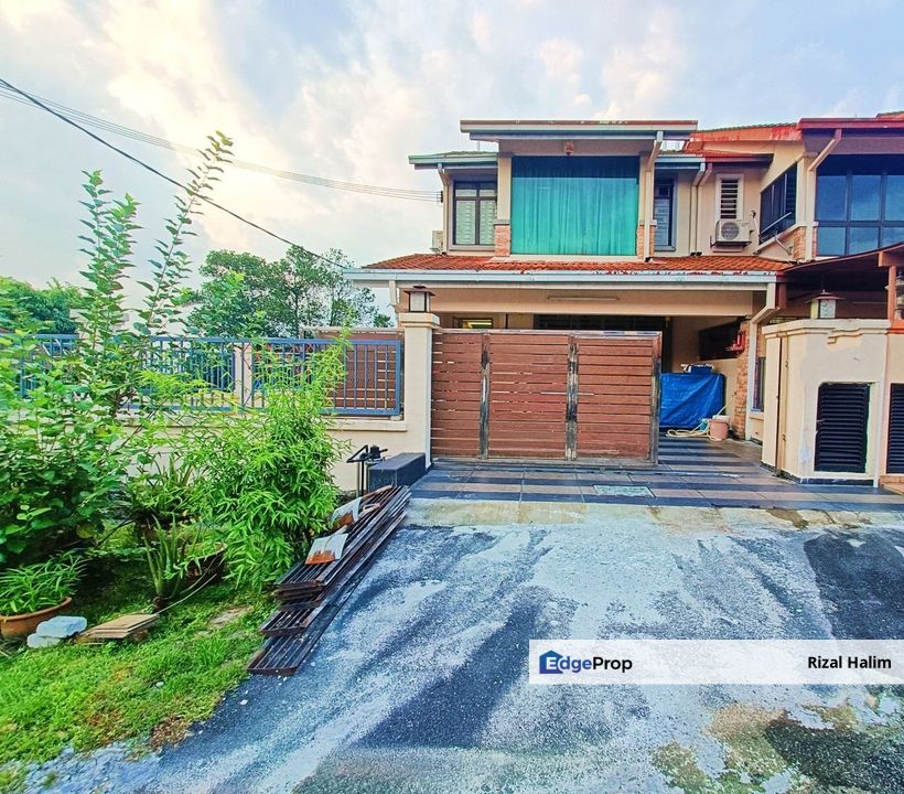 Corner Lot 2.5 Storey Terrace House for Sale RM1,100,000 By Rizal