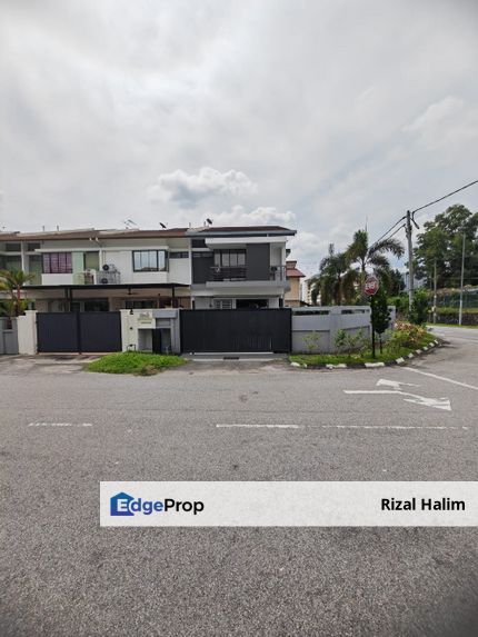 Corner Lot, Fully Furnished Taman Anggerik Perdana, Selangor, Semenyih